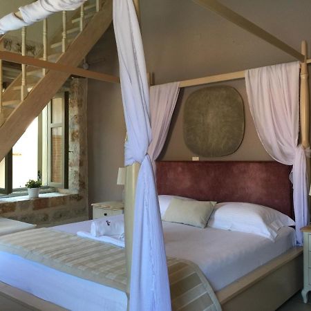 Alicelia Boutique Inn Vathy  Buitenkant foto