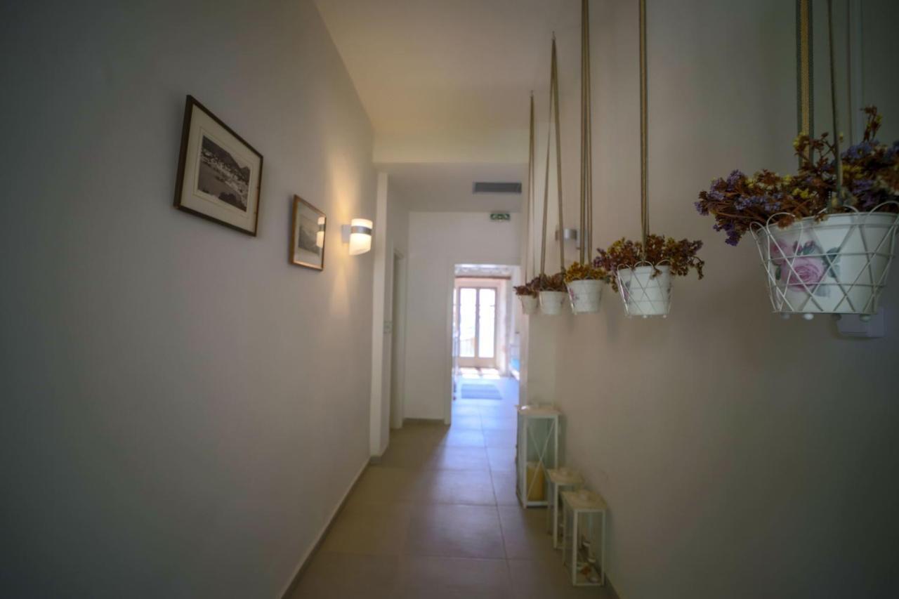 Alicelia Boutique Inn Vathy  Buitenkant foto
