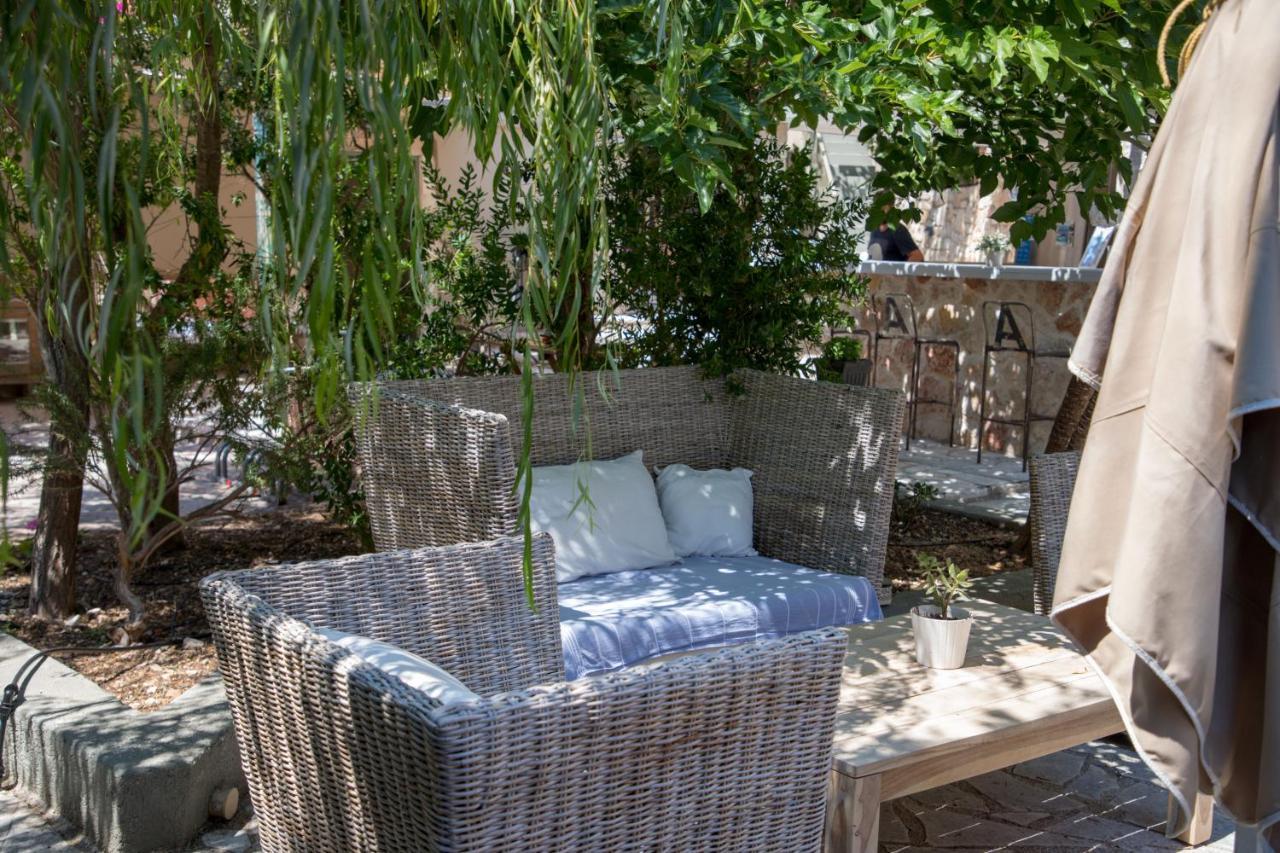 Alicelia Boutique Inn Vathy  Buitenkant foto