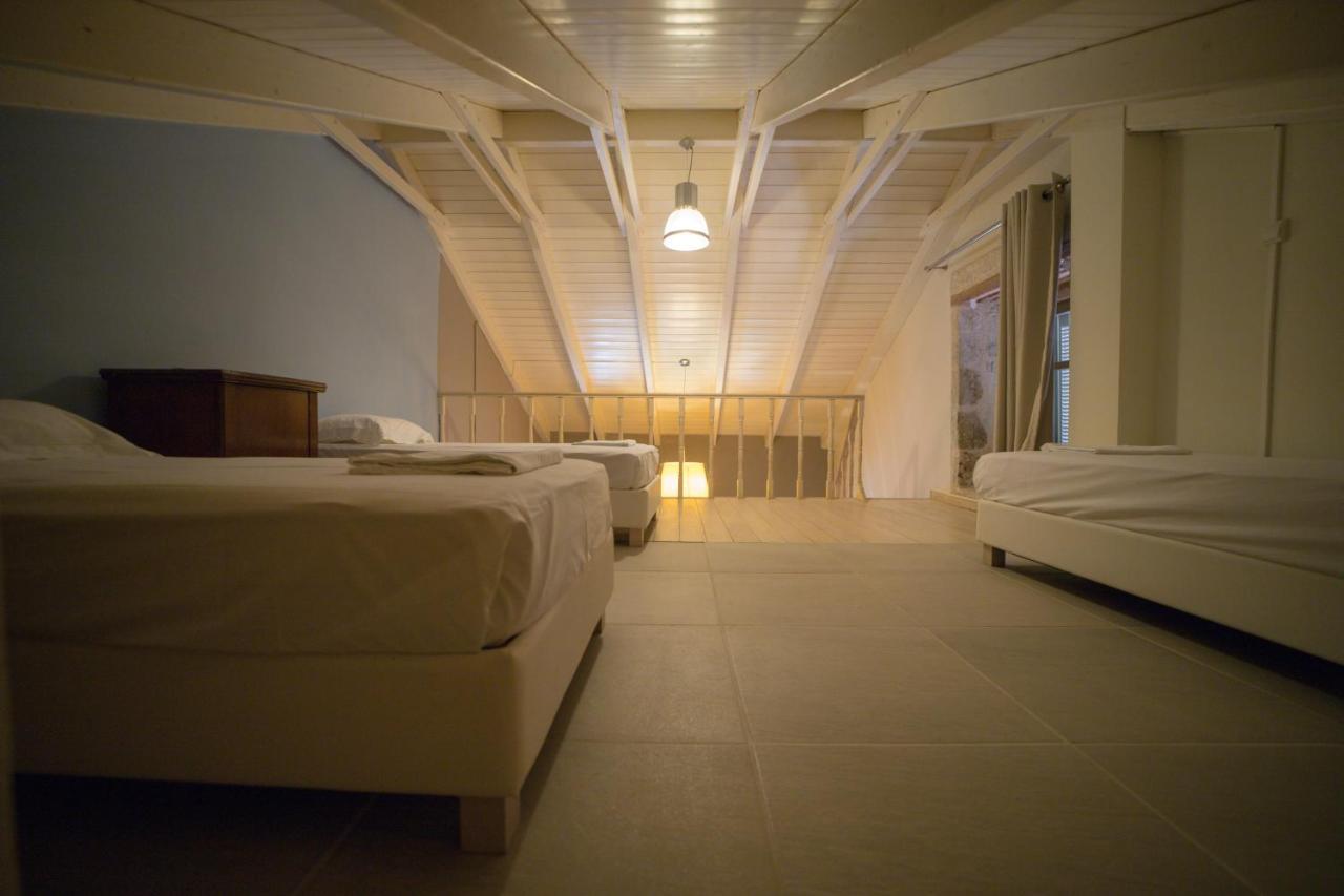 Alicelia Boutique Inn Vathy  Buitenkant foto