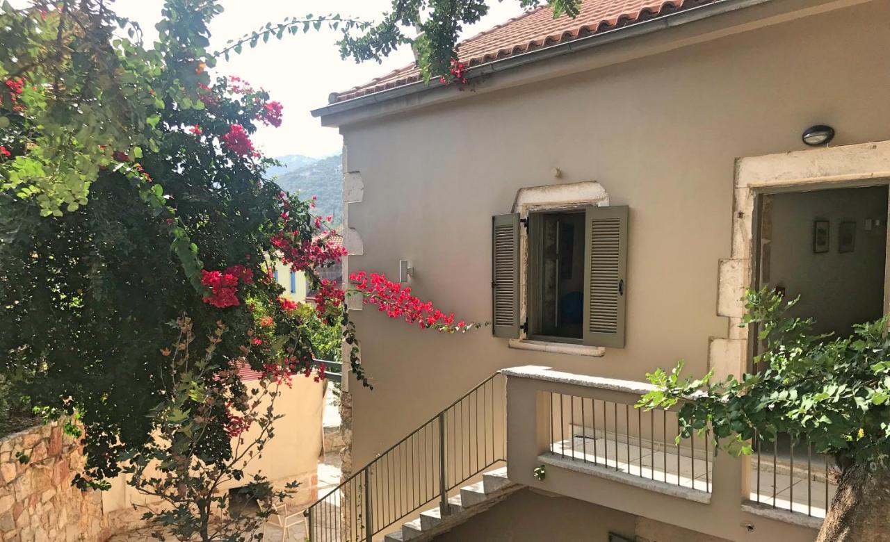 Alicelia Boutique Inn Vathy  Buitenkant foto